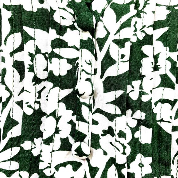 Fun 2 Fun Top Women Small Green Pleated V Neck Floral Print Long Sleeve - Picture 5 of 11